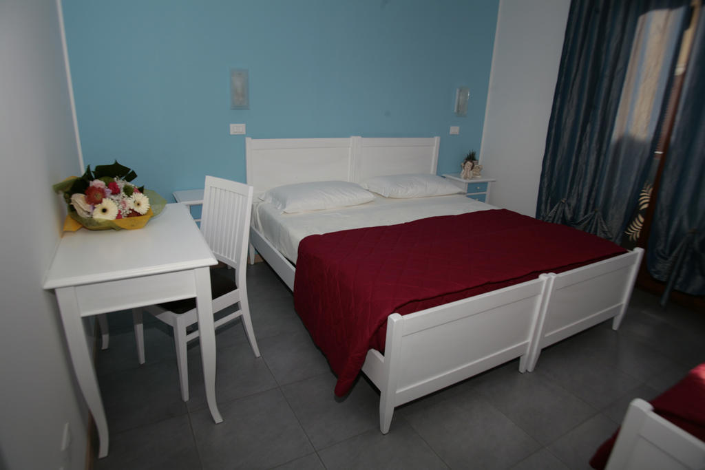 Bed & Breakfast Nettuno Comun Nuovo Quarto foto